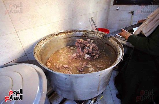 وجبات لحوم وفراخ وبط مجانا (1)