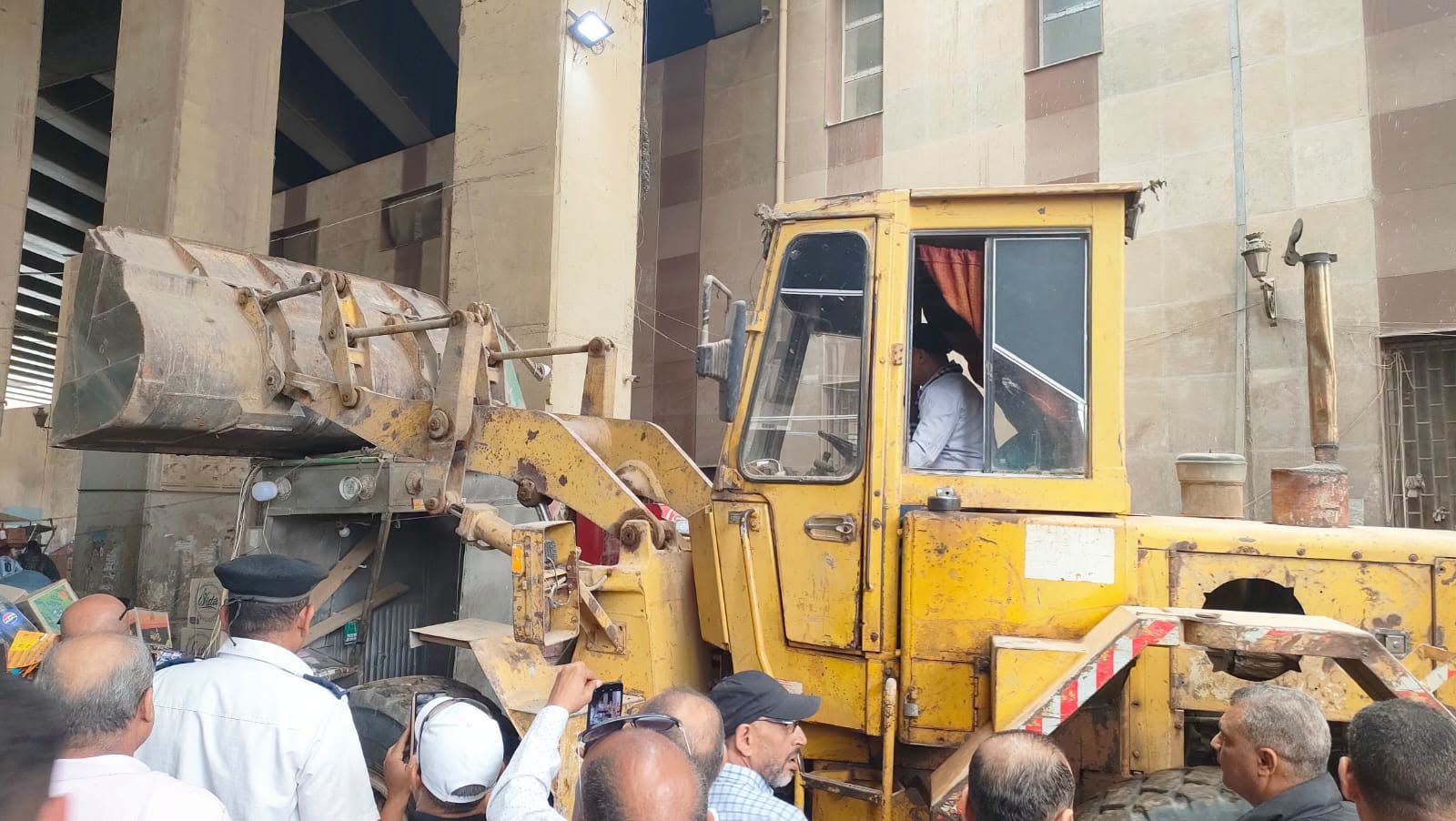 رفع اشغالات ميدان المرج الجديدة رفع اشغالات ميدان المرج الجديدة