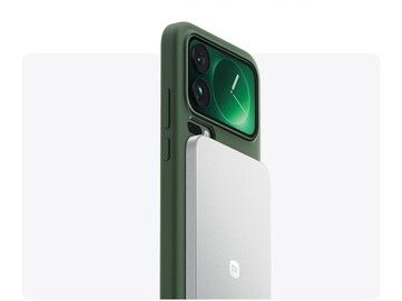 It supports 20W wireless charging on Xiaomi phones
