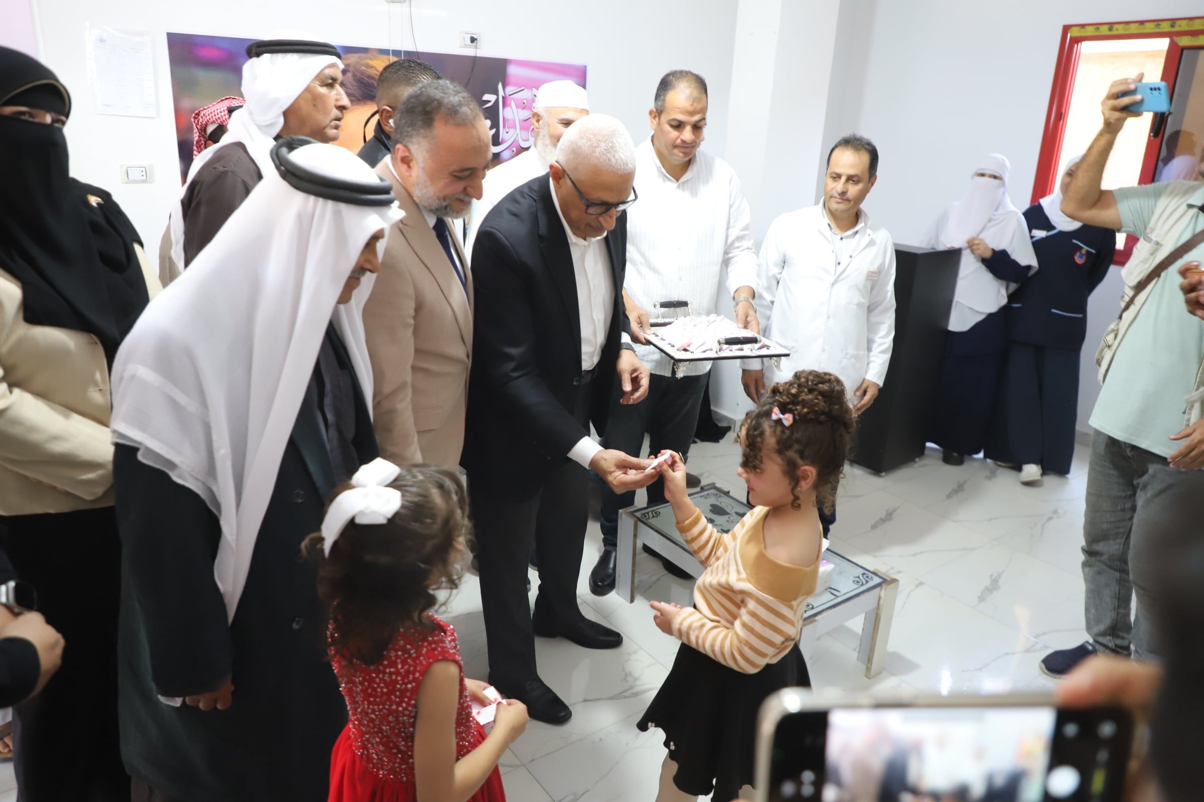 محافظ شمال سيناء يفتتح وحدة العلاج الطبيعي بمستشفي الشيخ زويد محافظ شمال سيناء يفتتح وحدة العلاج الطبيعي بمستشفي الشيخ زويد