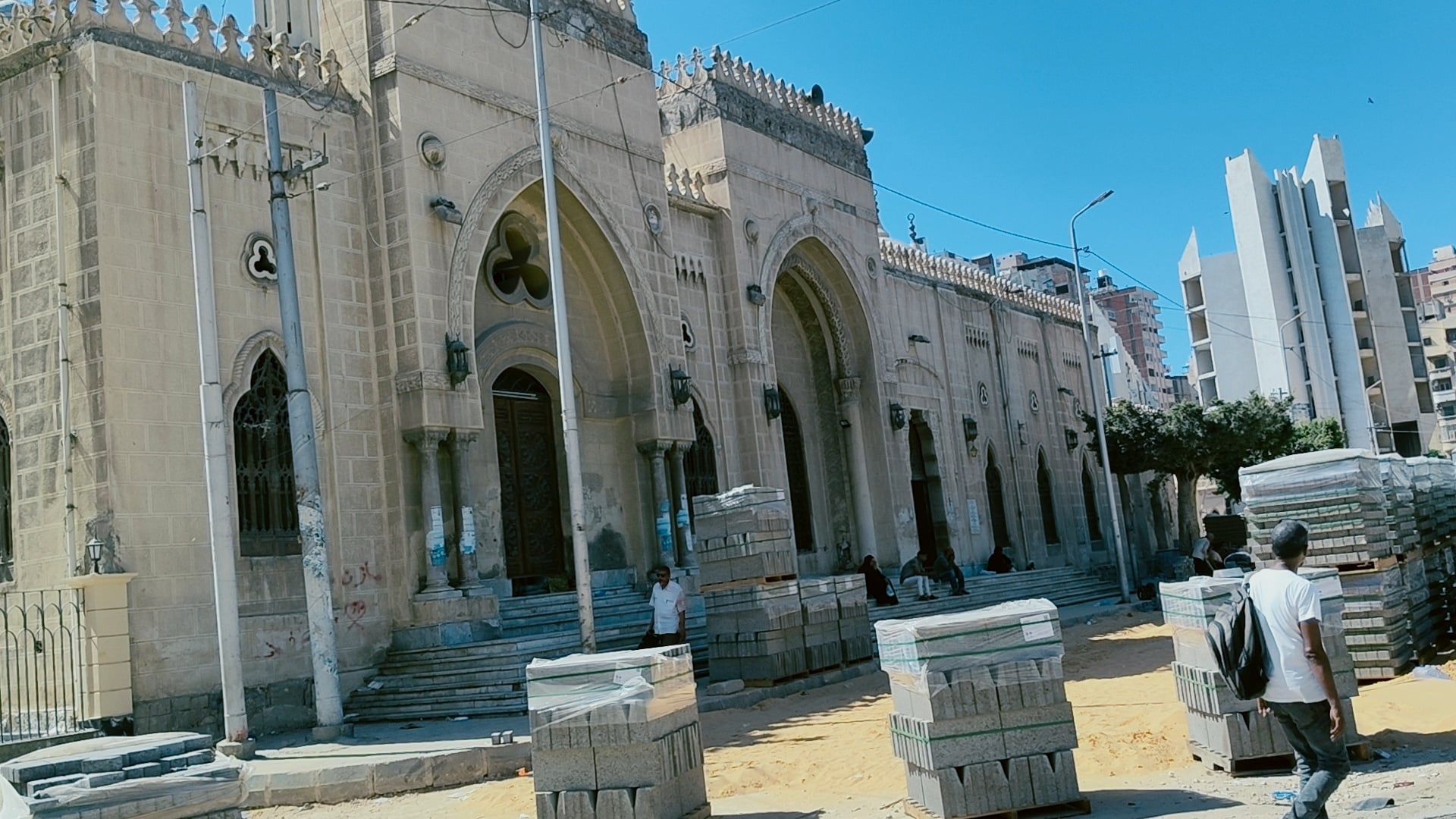 مسجد البوصيرى فى ثوبه الجديد بعد تطويره مسجد البوصيرى فى ثوبه الجديد بعد تطويره