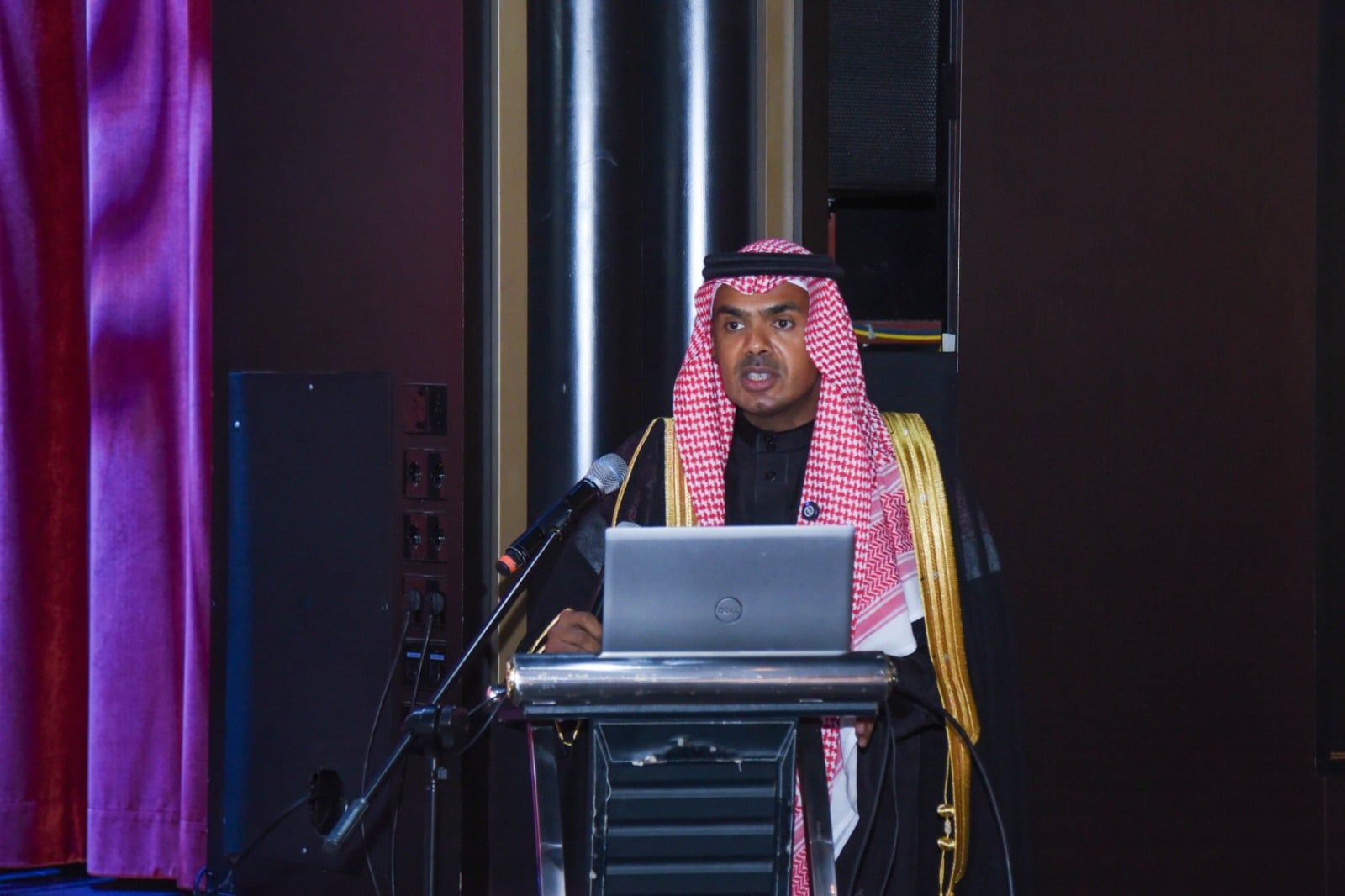 جانب من اللقاء (1) جانب من اللقاء (1)