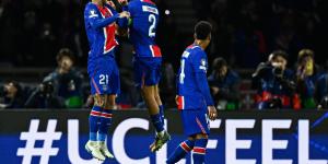 باريس سان جيرمان يواصل تفوقه على برشلونة ويهزمه برباعية في دوري أبطال أوروبا