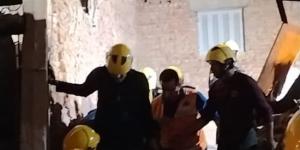 انهيار عقار في منطقة أبو سليمان بالإسكندرية وانتشال جثماني شاب وسيدة