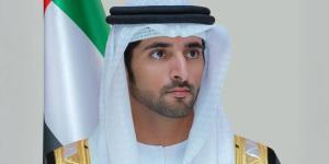 حمدان بن محمد يمنح جائزة دبي الأفعال لمشروع «فيكس ديزرت»