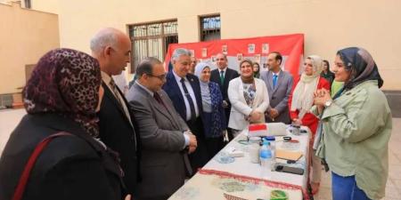 رئيس جامعة كفر الشيخ: إعادة تدوير المخلفات أصبحت مجالا واسعا للابتكار ووسيلة لترشيد استهلاك الموارد