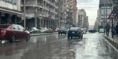 الأرصاد تحذر من استمرار الأمطار وتكشف المحافظات الأكثر تأثرًا