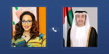 عبدالله بن زايد ووزيرة خارجية نيجيريا يبحثان هاتفياً العلاقات الثنائية والتطورات الإقليمية