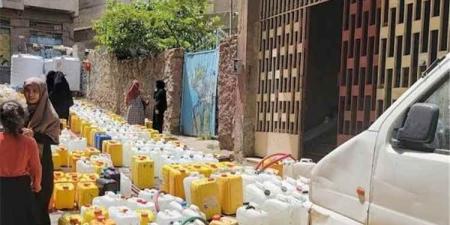 الأمم المتحدة تحذر من انهيار إنساني وشيك في تعز بعد 20 يوماً من العزل الشامل وتوقف الإمدادات