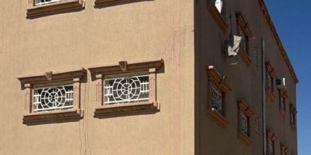 الدفاع المدني: شظايا اعتراض صاروخين باليستيين تصيب مواطنا ومقيما