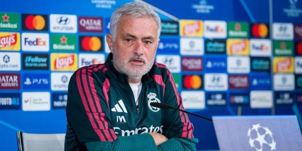 مورينيو يحذر "لا أحد فوق المساءلة" في ريال مدريد