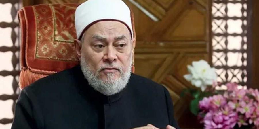 علي جمعة يوضح أسباب محبة الله وعلاماتها.. التوبة والطاعة واتباع الرسول أبرزها