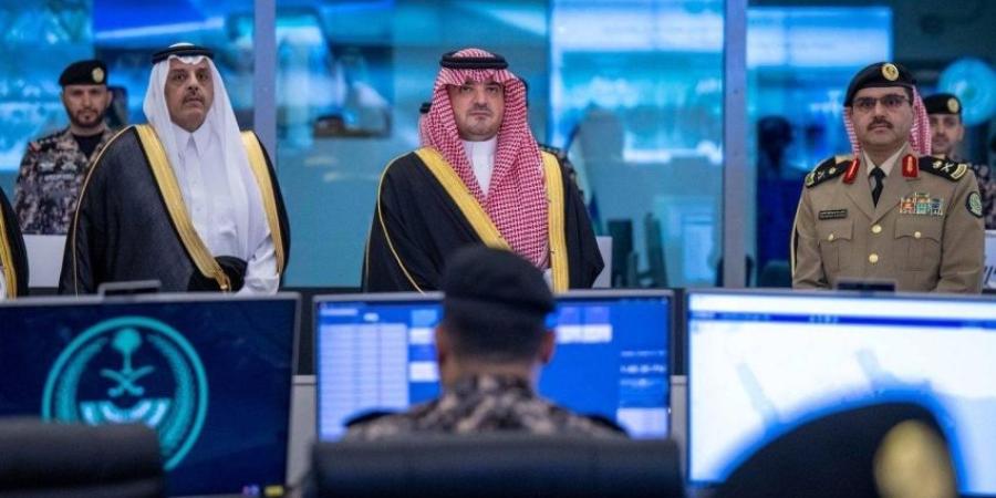 وزير الداخلية يقف على سير العمل بقيادة قوات أمن المنشآت