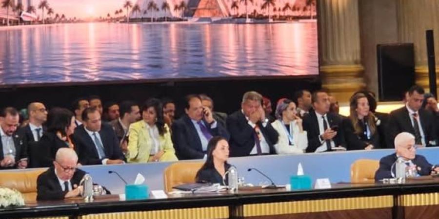 مايا مرسي: 243 ألف طالب استفادوا من مبادرة «بكرة المدرسة» لدعم الأسر الأولى بالرعاية