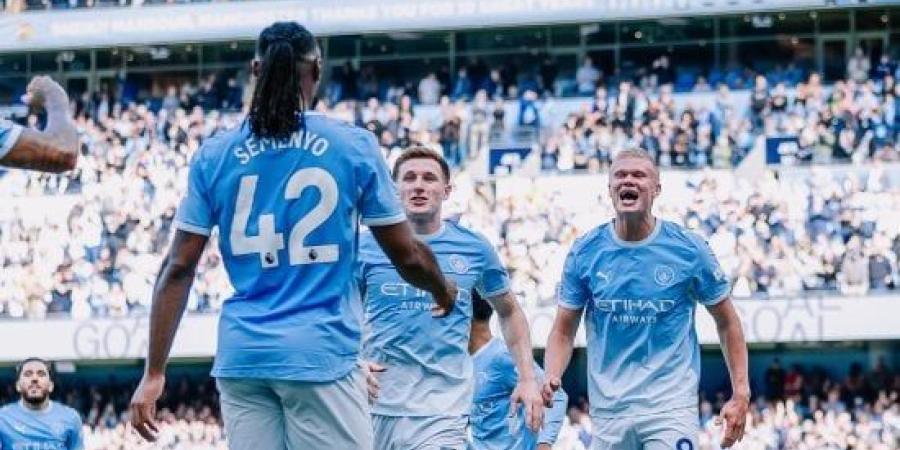 مانشستر سيتي يتقدم على آيك أثينا بهدفين في شوط أول دوري الأبطال