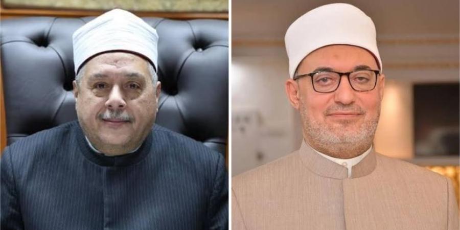 مفتي الجمهورية يهنئ الشيخ أيمن عبد الغني بتجديد تكليفه بأعمال وكيل الأزهر
