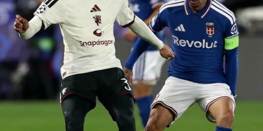 كومو يهزم مانشستر يونايتد 4-1 في دوري أبطال أوروبا بمشاركة مزراوي