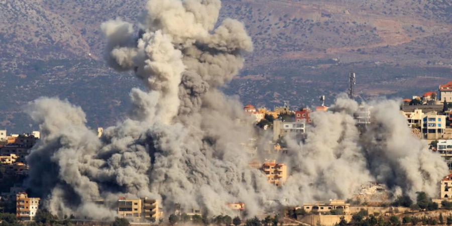 تصعيد إسرائيلي جنوب لبنان.. تفجير ضخم في كفرتبنيت وغارات على حداثا ووادي السلوقي
