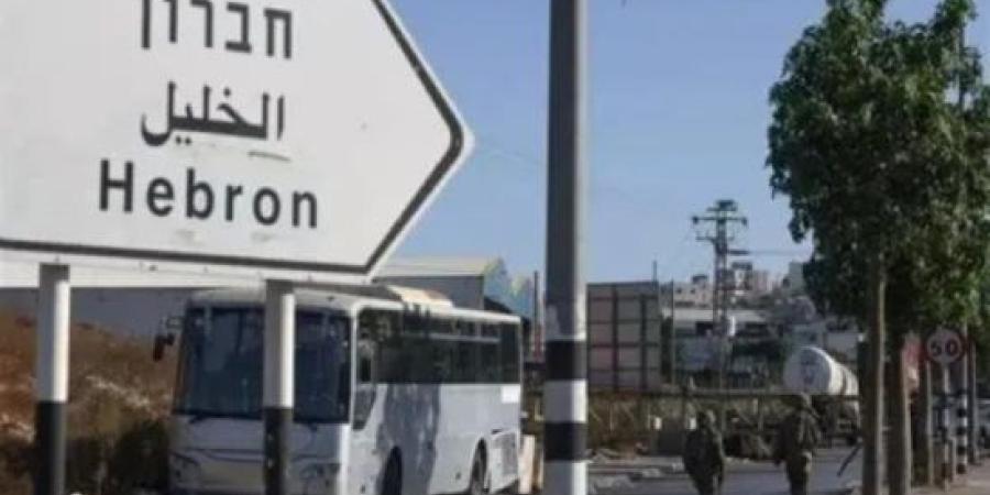 قوات الاحتلال تطلق قنابل الغاز باتجاه صحفيين بالخليل :اليوم السابع
