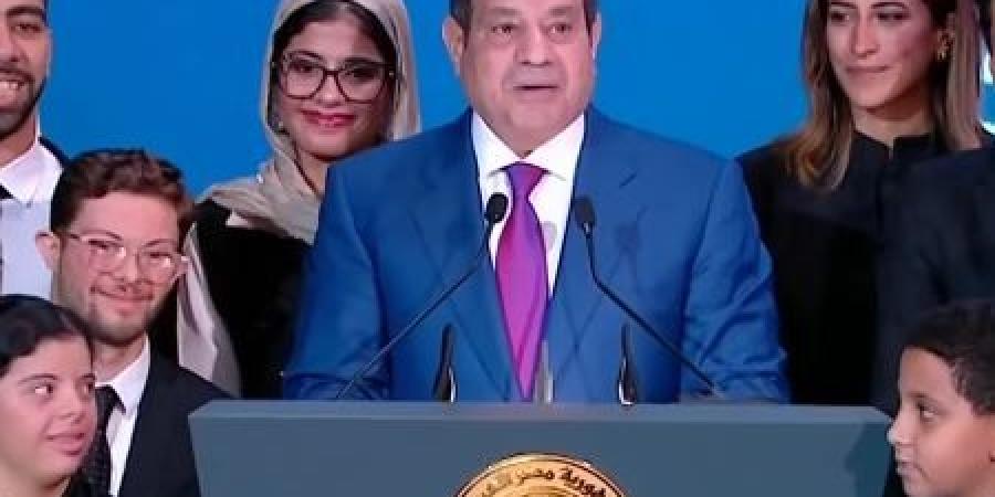 الرئيس السيسي: وعي المصريين وصمودهم خط الدفاع الأول في مواجهة محاولات هدم الدولة