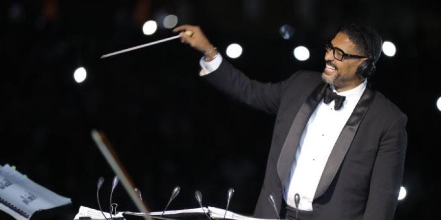 المايسترو هاني فرحات يتصدر قائمة أفضل العروض الغنائية الحية